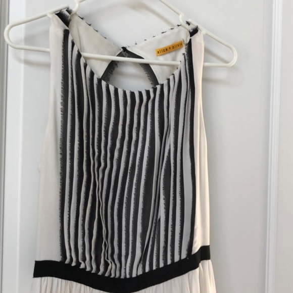 Alice and Olivia Maxi Dress - Picture 2 of 8